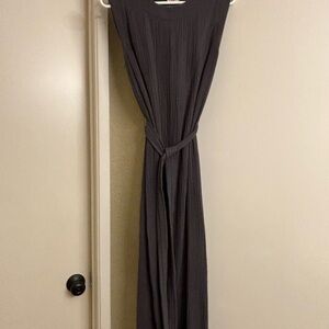 Faherty dark gray organic cotton sleeveless belted dress